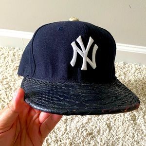 New Era 59 Fifty 7 5/8 NY Yankee Leather cap